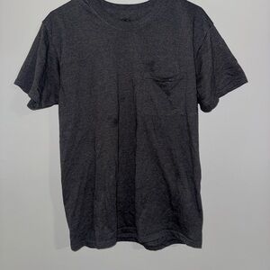 Athletic Works Men’s Medium Dark Gray Heathered Pocket Tee